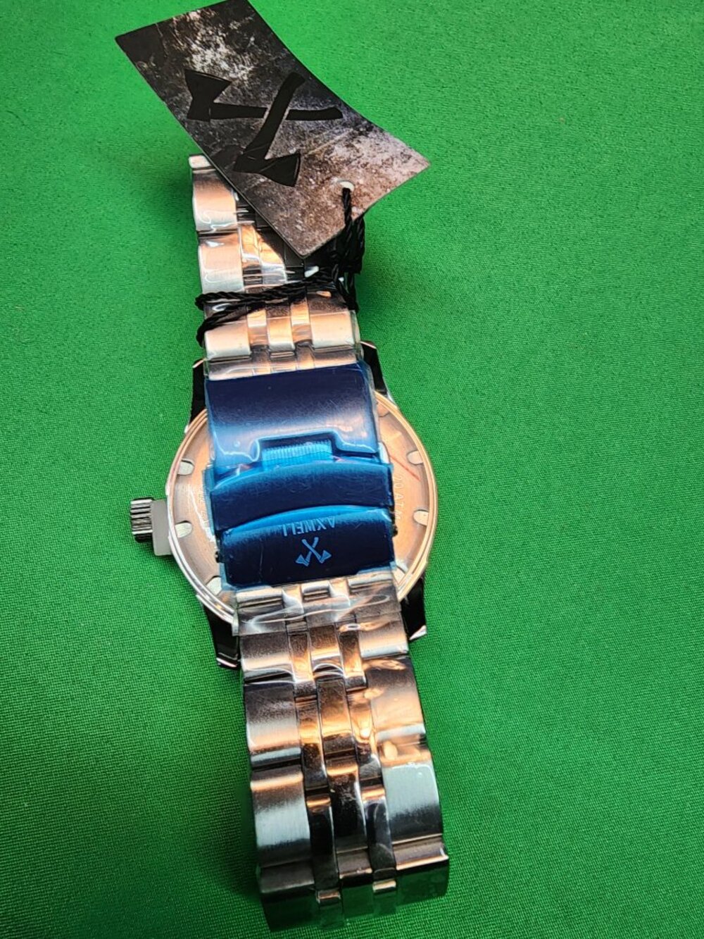 Axwell Marauder Bracelet Watch w/Date - Picture 3 of 5
